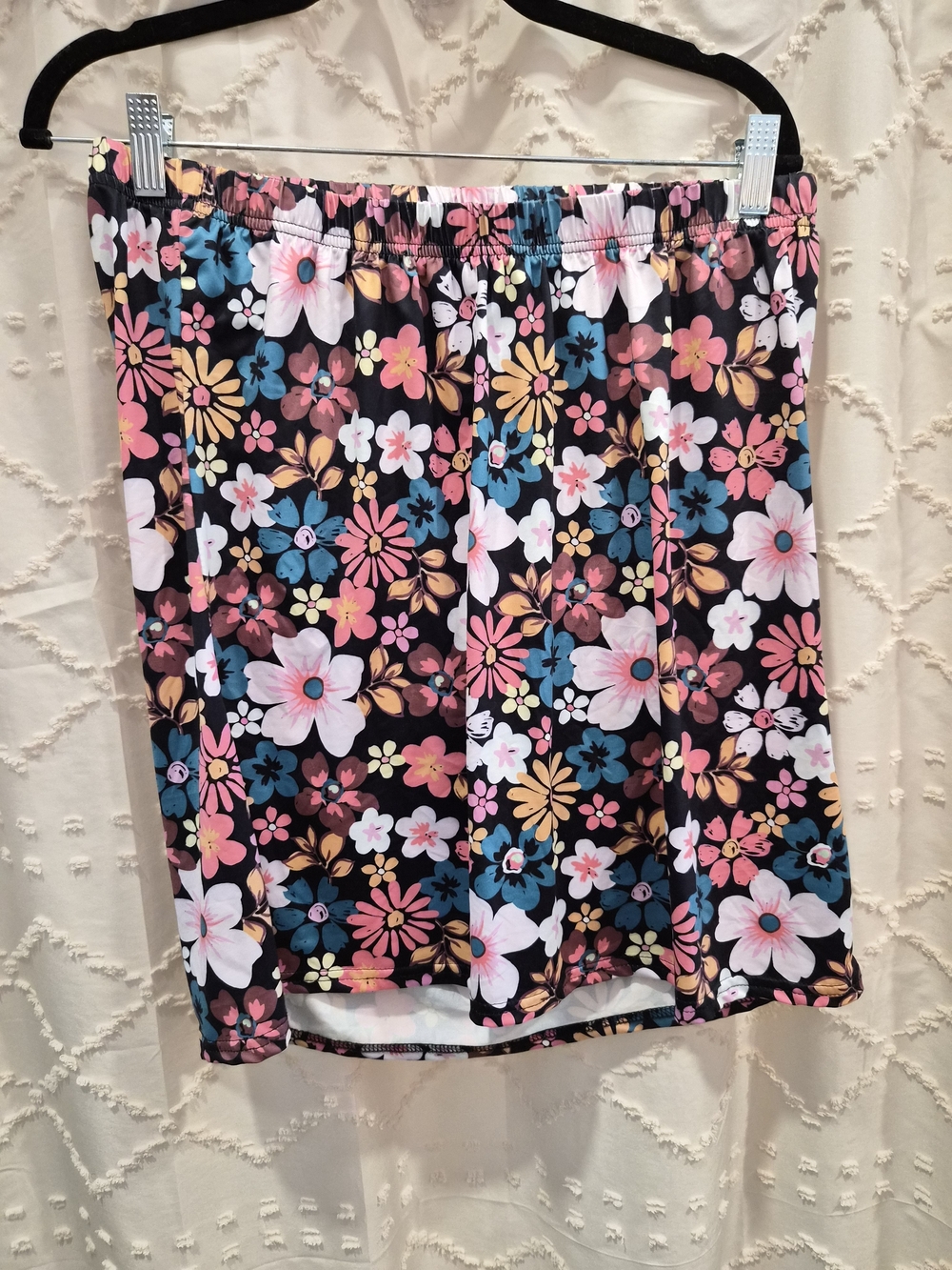 Floral Elastic Tube Top- Black Multicolor